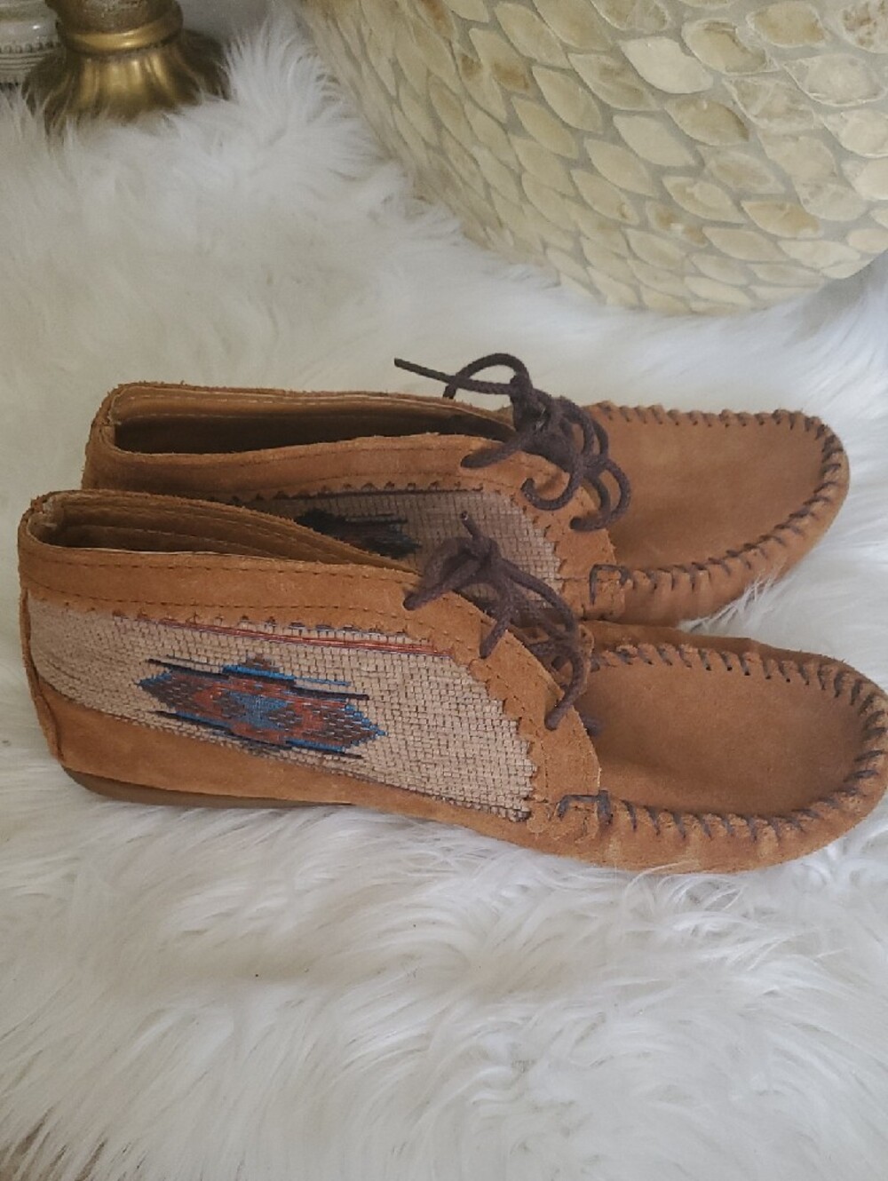 Minnetonka Chestnut Suede Chukka Moccasin Boots - Picture 6 of 12